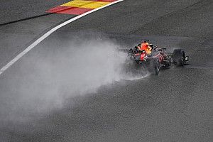 В Спа не прекращается дождь. Это играет на руку Red Bull