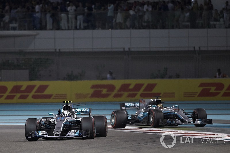 Sirkuit Yas Marina tidak cocok untuk F1 - Hamilton