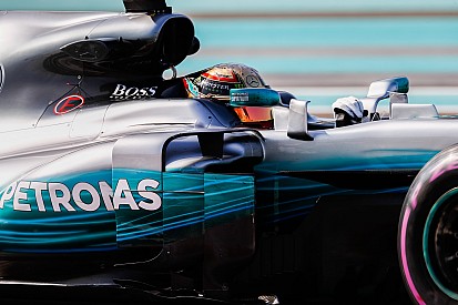 Abu Dhabi, Libere 2: Hamilton davanti, Vettel è molto vicino