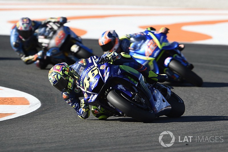 Passo indietro Yamaha: Valentino ha corso con il telaio 2016!