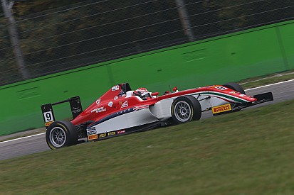 Gara 1: Petrov centra il successo a Monza, Armstrong si laurea campione