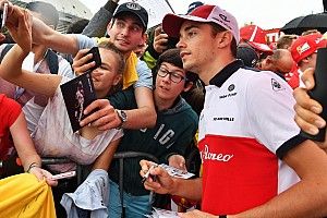 Leclerc wil jeugdidool Senna achterna: "Zijn talent was ongelooflijk"