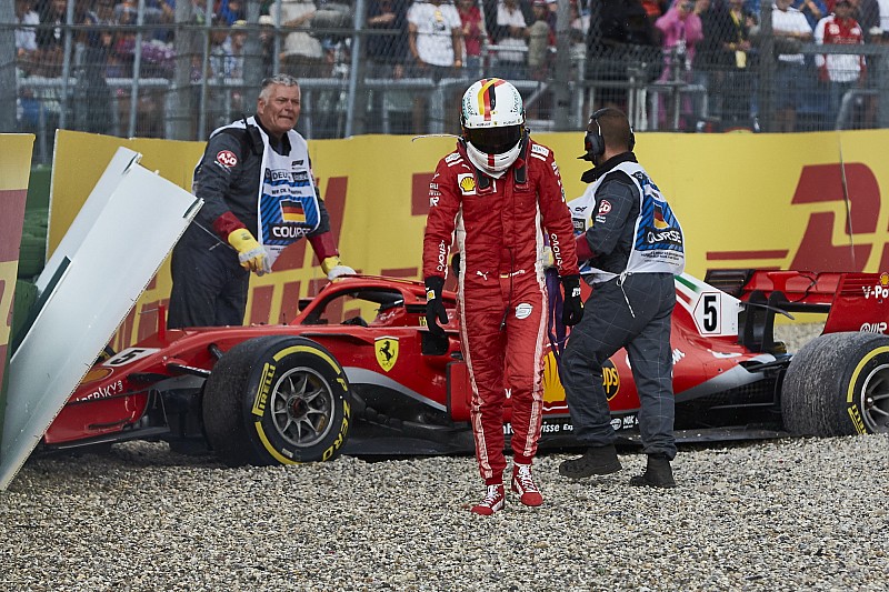 Cuatro errores de Vettel que tienen a Hamilton como líder del campeonato