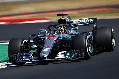 Hamiltons Heimspiel vermiest: Kollision mit Kimi Räikkönen