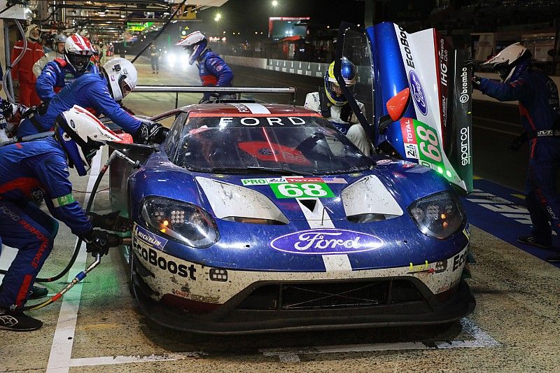 #68 Ford Chip Ganassi Racing Ford GT: Joey Hand, Dirk Müller, Sébastien Bourdais