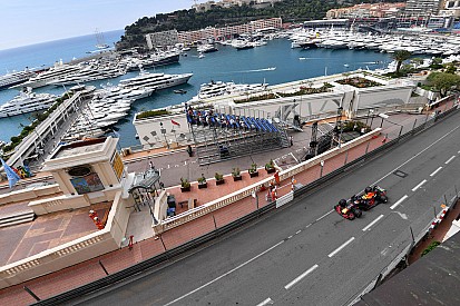 Ricciardo en Verstappen bovenaan tijdens eerste training Monaco