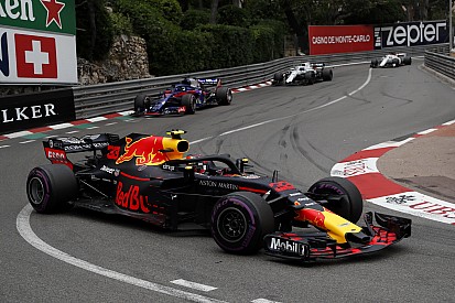 Verstappen houdt schade beperkt: “Geen risico’s genomen”
