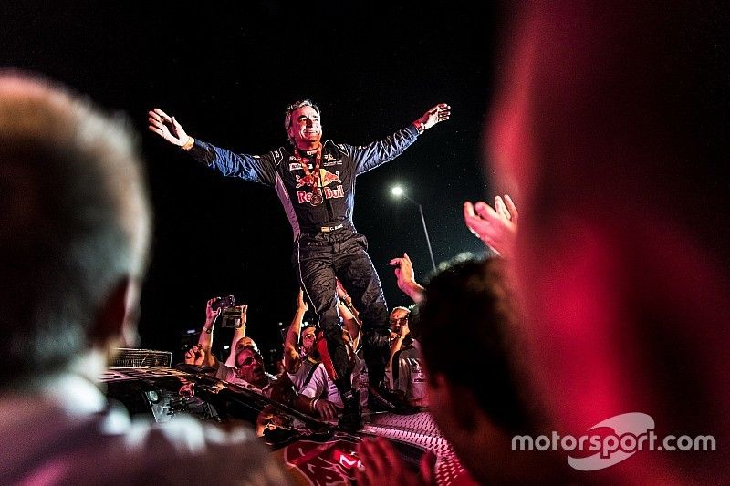 Carlos Sainz: “En el Dakar está mi ADN de nunca tirar la toalla”