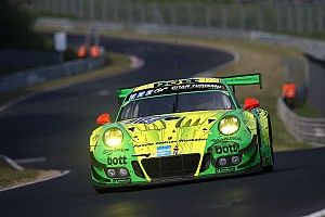 La Porsche trionfa alla 24H del Nurburgring in un finale thriller