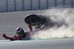 Lorenzo: “Márquez sería más peligroso si no se jugara el título”