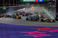 La FIA defiende la polémica salida a pista de un comisario en Las Vegas