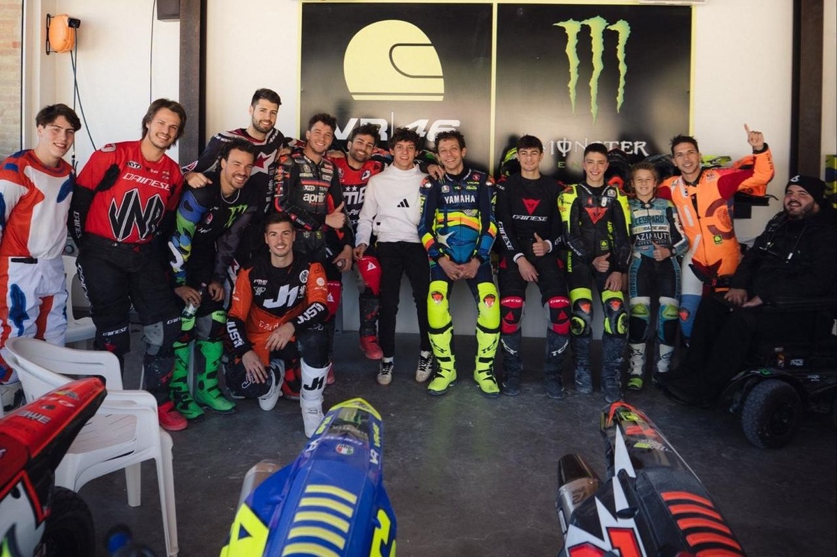 Vídeo: los líderes en F1 y MotoGP, juntos con Valentino Rossi en el Ranch