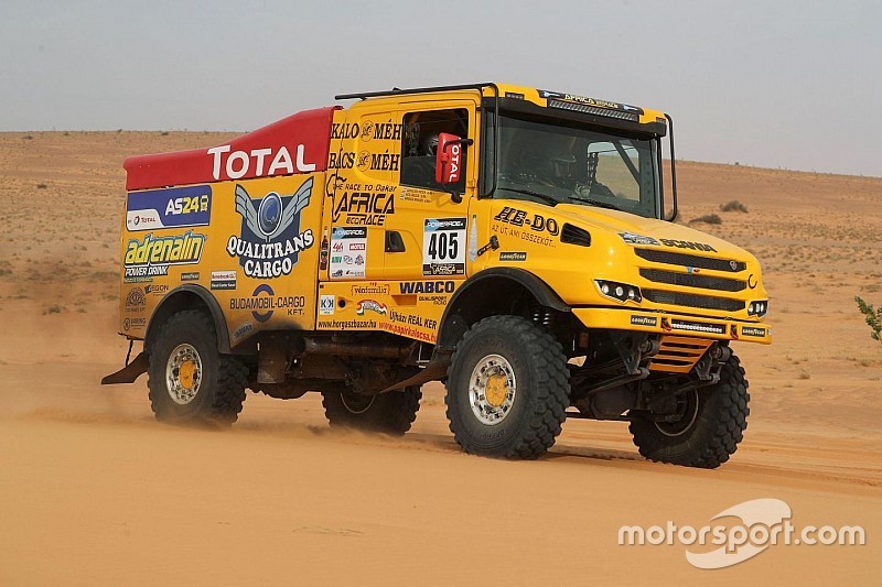 Takarékon, de versenyben a Qualisport Racing