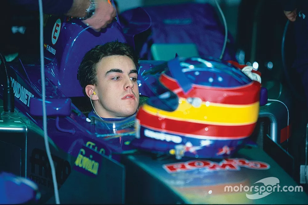 Fernando Alonso, Minardi M01