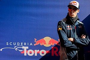 Квят перестал считать Toro Rosso младшей командой Red Bull