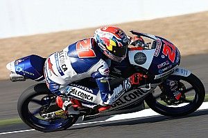 Di Giannantonio leidt Gresini-dubbel in tweede training, crash Bendsneyder