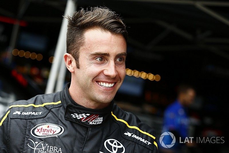 Davison to run third Foyt car at Indy 500