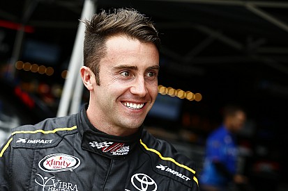 Davison to run third Foyt car at Indy 500