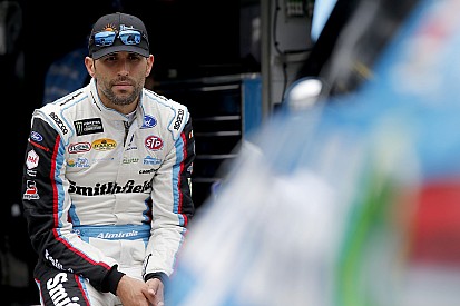 Aric Almirola: "I will fight to stay as long as I can in the sport"