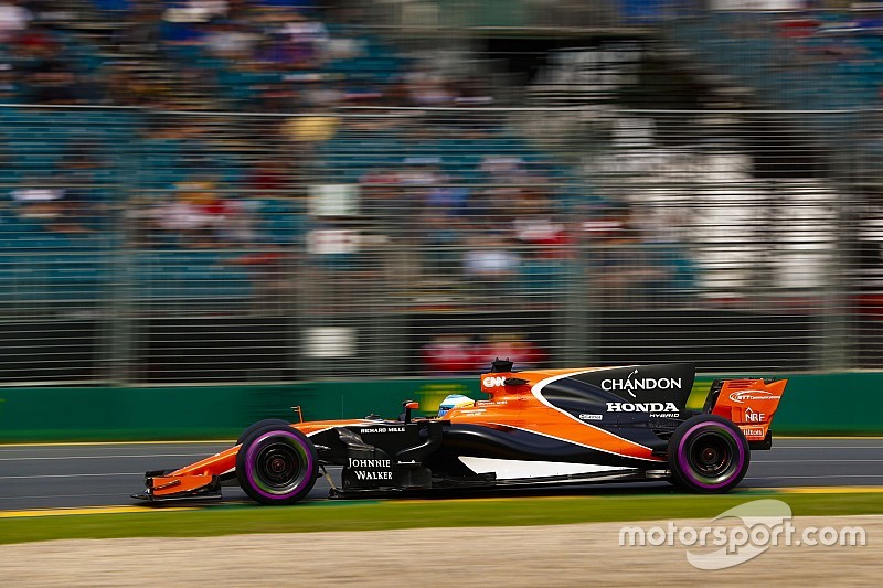 【F1】アロンソ「13位を祝うことなどできない。優勝を争いたい」