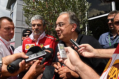 Marchionne dice que es "estúpido" culpar a Arrivabene