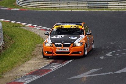 Aşarı Nürburgring'de podyumdaydı
