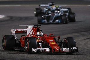 Mercedes gerçekten Ferrari baskısı altında!