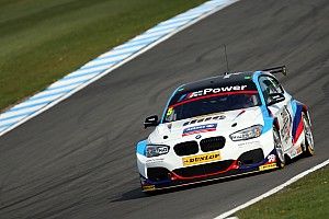 Thruxton BTCC: Collard wins race shortened by two big crashes