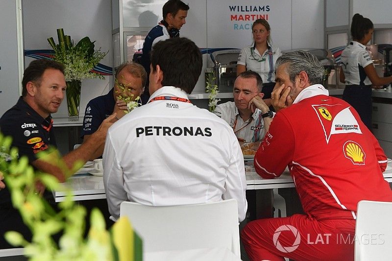 Christian Horner, Red Bull Racing Team Principal, Robert Fearnley, Sahara Force India F1 Team Deputy Team Principal, Paddy Lowe, Williams Shareholder and Technical Director, Toto Wolff, Mercedes AMG F1 Director of Motorsport and Maurizio Arrivabene, Ferrari Team Principal in Team Principals meeting