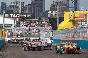 Une série de supertourisme électrique en support de la Formule E ?