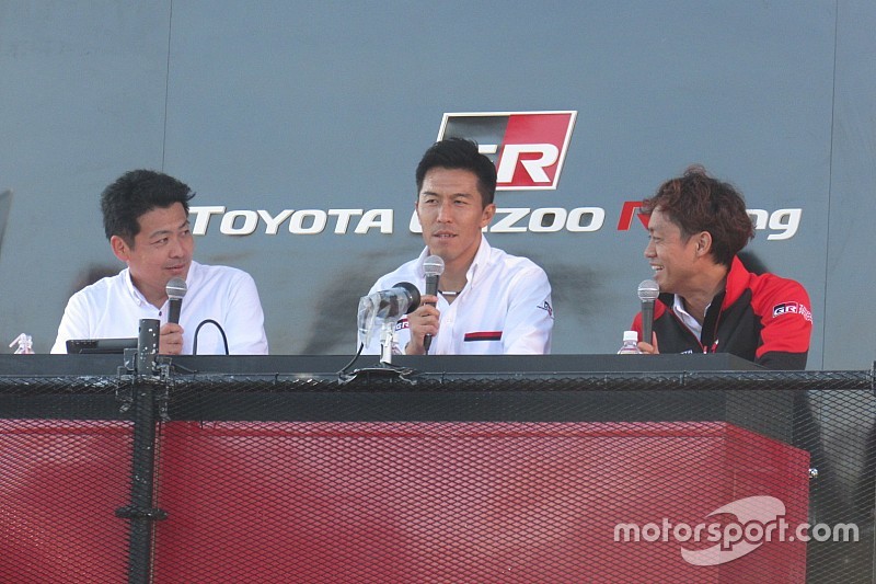 WEC富士のTOYOTA gazoo Racing Parkで脇阪寿一と伊藤大輔が座談会を開催