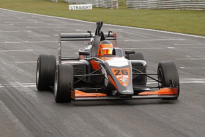 Brands Hatch BF3: Leist secures Race 1 win amid last-lap drama