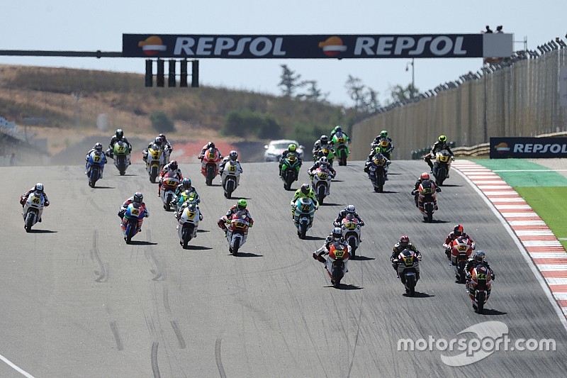 CEV Moto2 Algarve: Odendaal dekati gelar juara, Dimas tembus lima besar