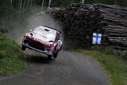 Finland WRC: Meeke jaga keunggulan sebelum Power Stage