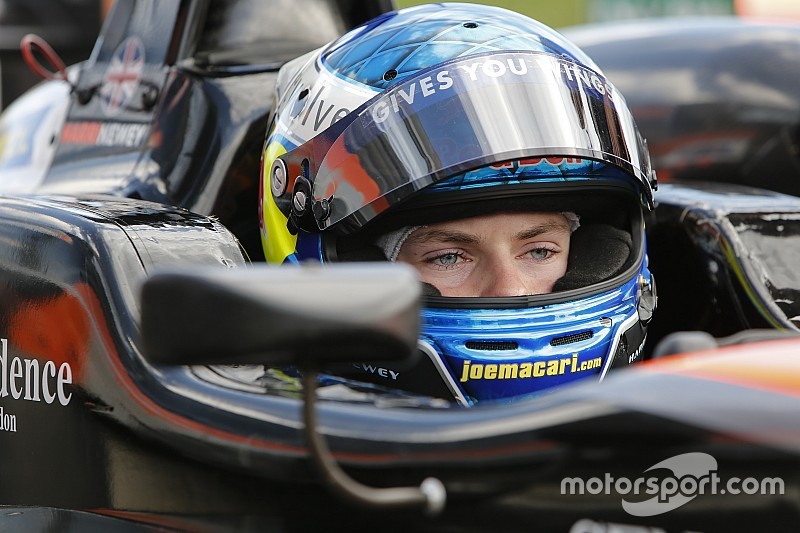 Bahrain MRF Challenge: Newey puts on dominant show in Race 1