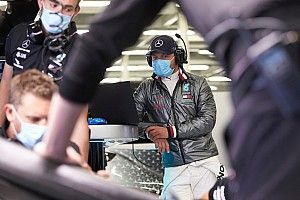 Mercedes в новой реальности. Фото с тестов в Сильверстоуне