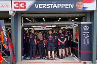 La F1 consideró "cerrar" el paddock para el GP de Australia