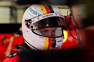 Irvine: "Ferrari, Vettel'in yarışmaması için ona para vermeliydi"