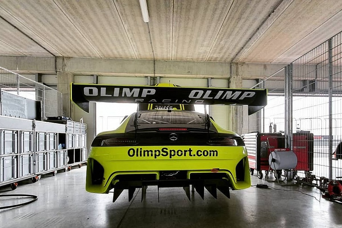 Olimp Racing długo prowadził
