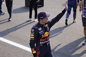F1: Verstappen comemora pole position, mas espera Mercedes forte no GP da Itália