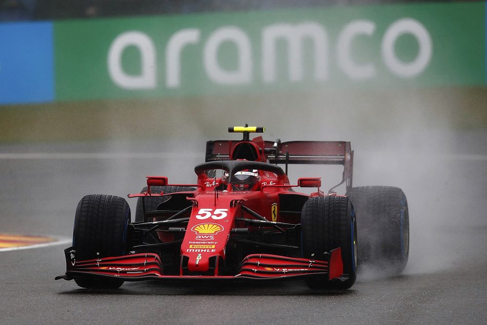 A Ferrari nem érti, hova lett a tempója a belga esőben