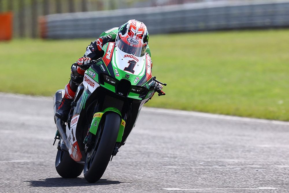 SBK, Navarra, Libere 1: si riparte da Rea, Toprak insegue