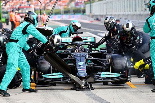 Wolff staat achter beslissing om Hamilton niet binnen te halen voor herstart
