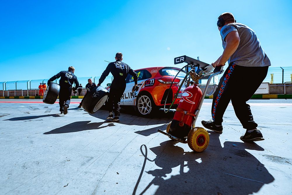 Прямой эфир: вторая гонка российского «Туринга» на Moscow Raceway