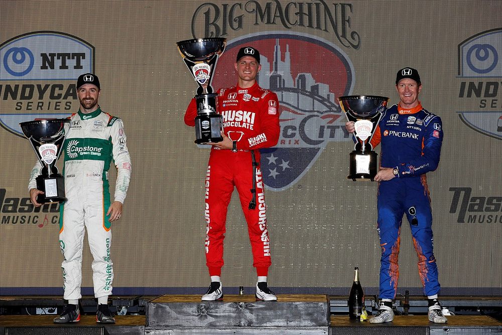 James Hinchcliffe Tak Akan Jalani Program IndyCar Semusim Penuh