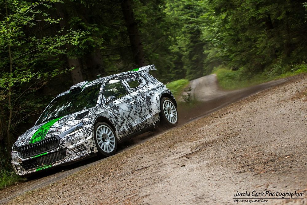 Nowa Fabia Rally2 w akcji