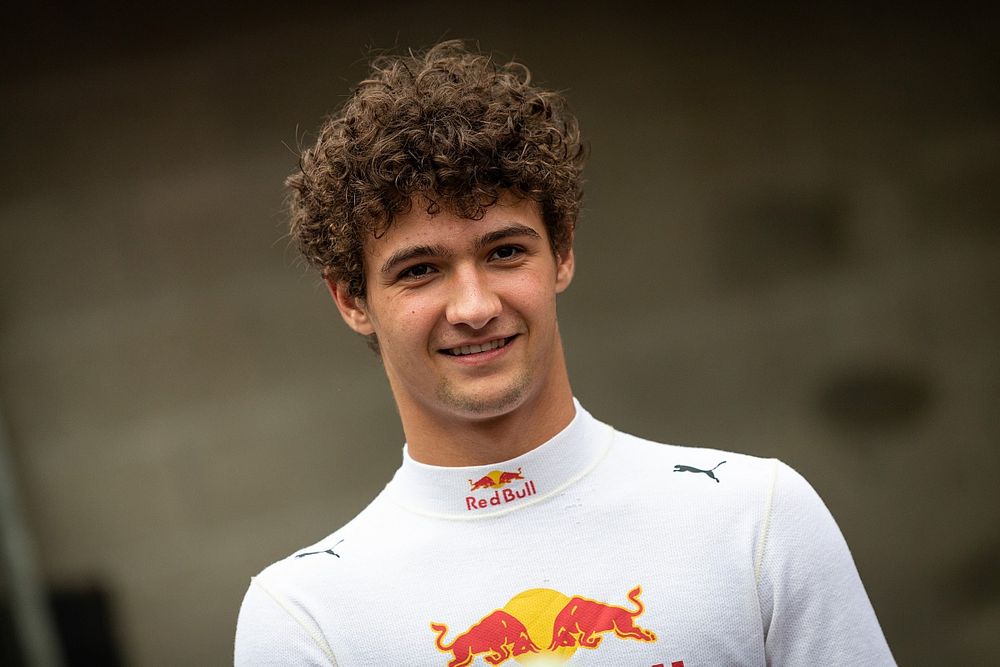 F3 Zandvoort: İki kez kırmızı bayrağın çıktığı antrenmanlarda Crawford en hızlısı