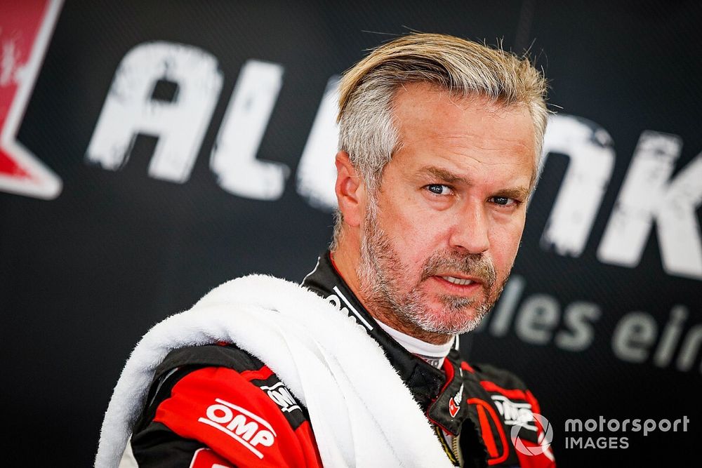 WTCR | Infezione batterica per Monteiro, salta Sochi