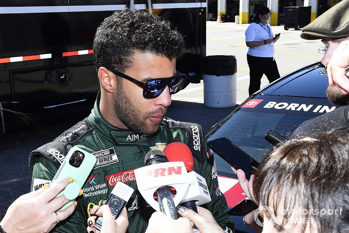 Bubba Wallace wants more NASCAR stars to speak out