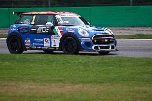 MINI Challenge, Monza: pole per uno scatenato Sandrucci